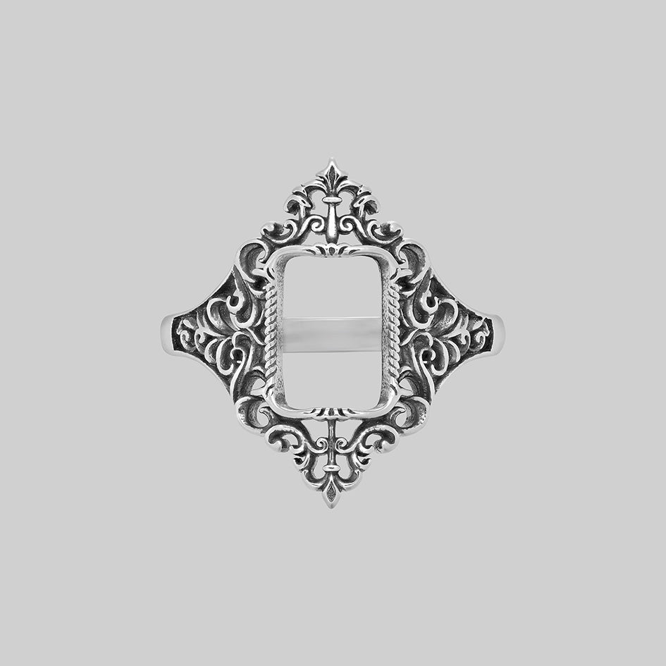 Silver ornate frame ring, front view