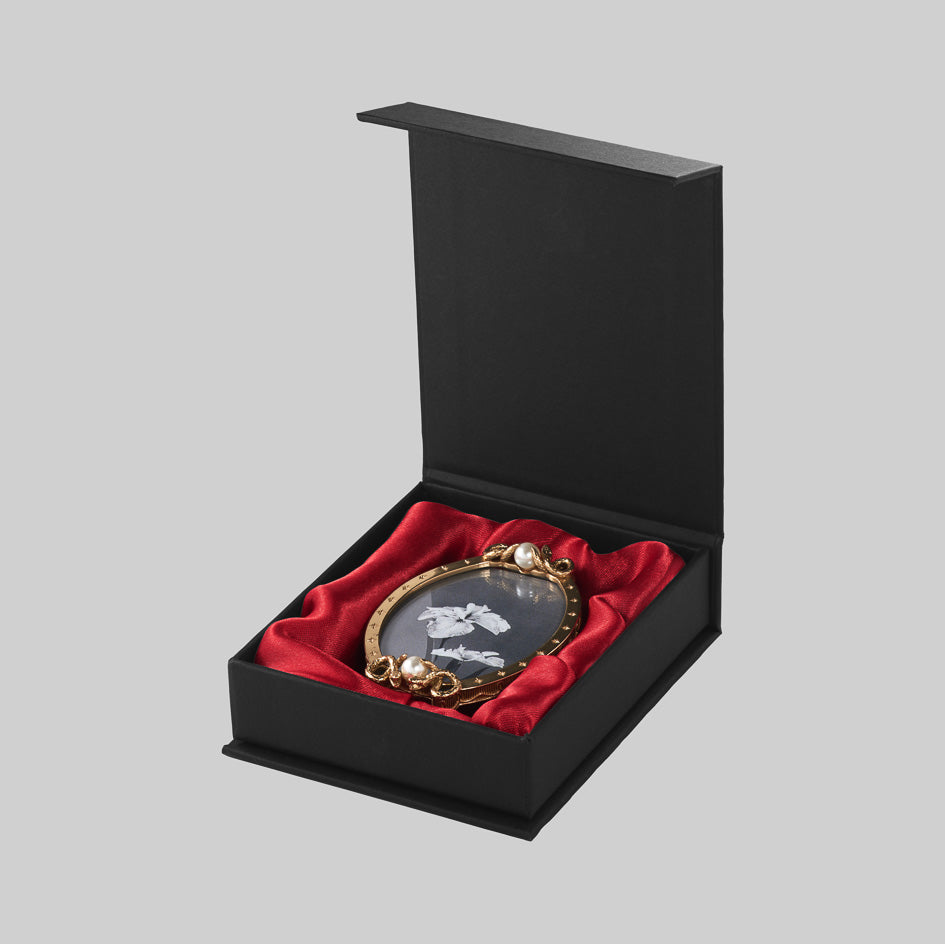 Gold gothic snake pearl mini photo frame box