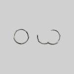 simple hinged clicker hoop 13mm in silver