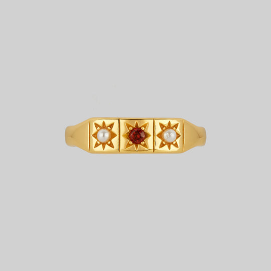 MARY. Garnet & Pearl Trilogy Ring - Gold
