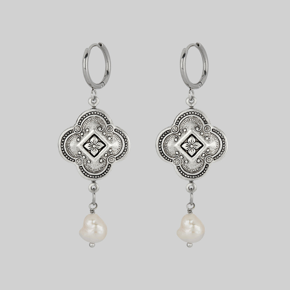 quatrefoil charm and pearl drop hoop earrings