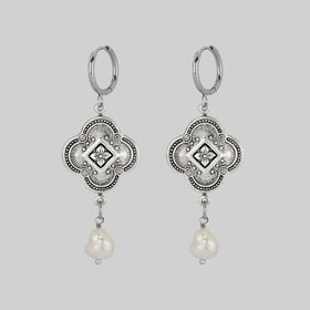 REALM. Quatrefoil Pearl Hoop Earrings - Silver
