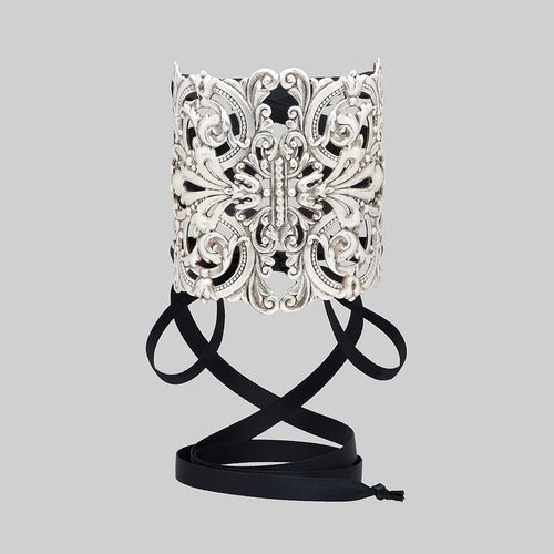 BEAUX. Tiny Skull & Black Spinel Band Ring - Silver