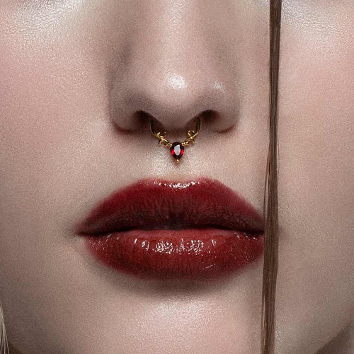 MAIDEN. Lace Septum Clicker Ring - Gold