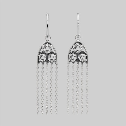CRIMSON. Medieval Garnet Stud Earrings - Silver