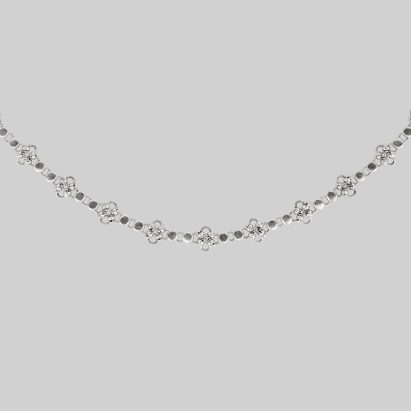 silver chainmail knotted collar