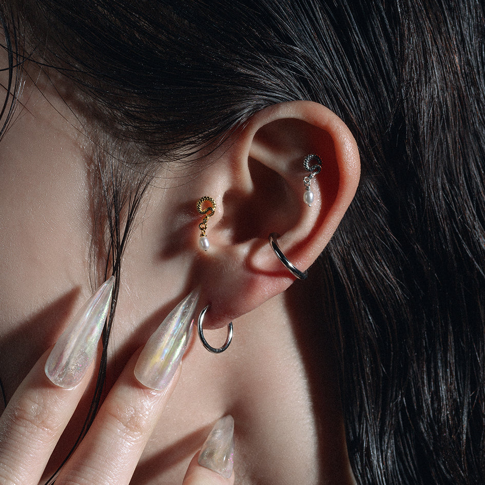 dainty snake pearl stud earring silver