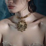 ornate antique oversized clam shell choker gold