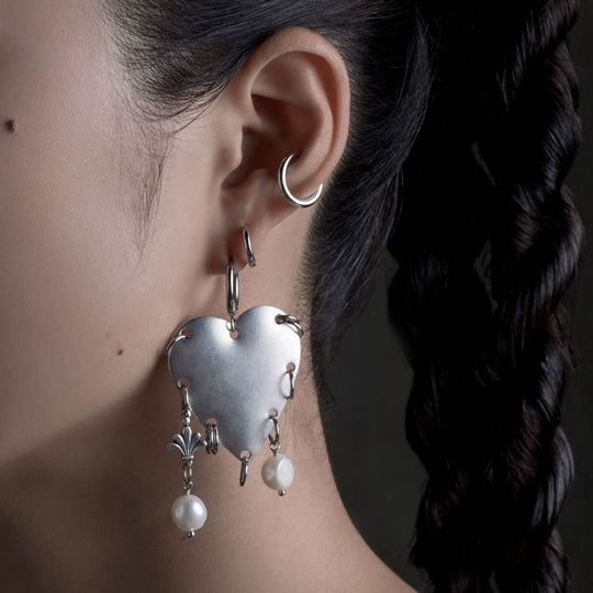SLAIN. Pierced Heart & Pearl Hoop Earrings - Silver