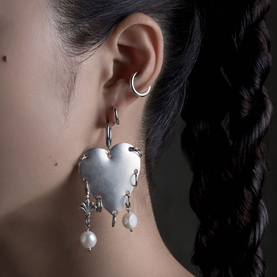 dangly heart earring with pearl and fleur de lis charms