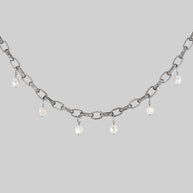 detailed link chain choker and freshwater pearls