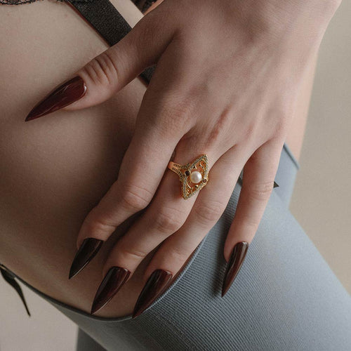 HEART KEEPER. Anatomical Heart Under Glass Ring - Gold