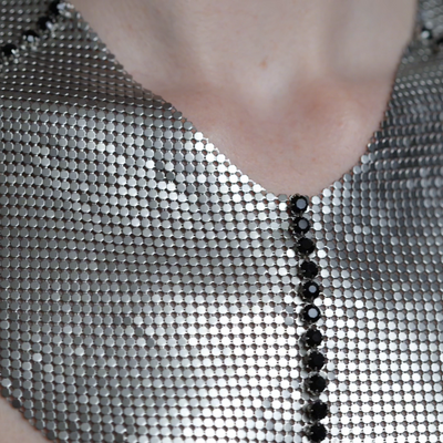 Video of Stark armoured pointed gorget collar