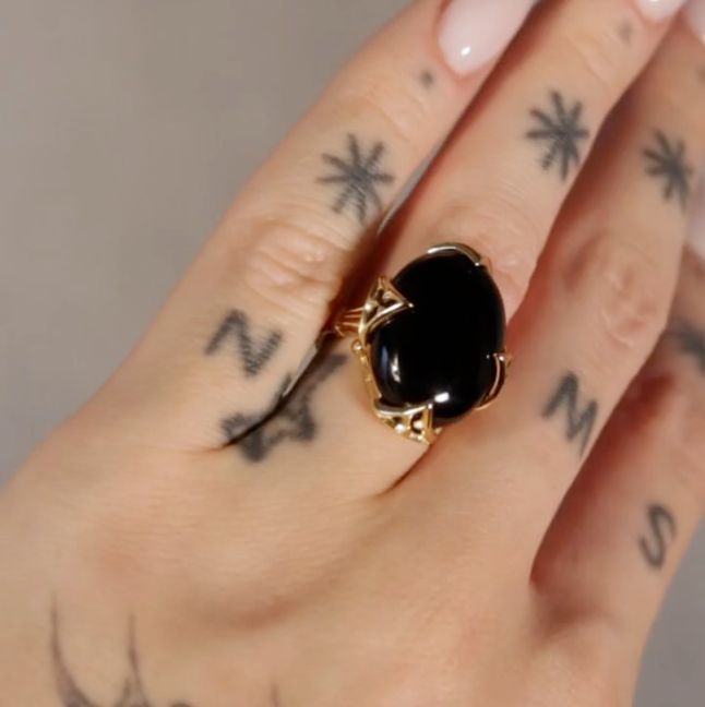 Circinus gold black onyx gemstone ring video