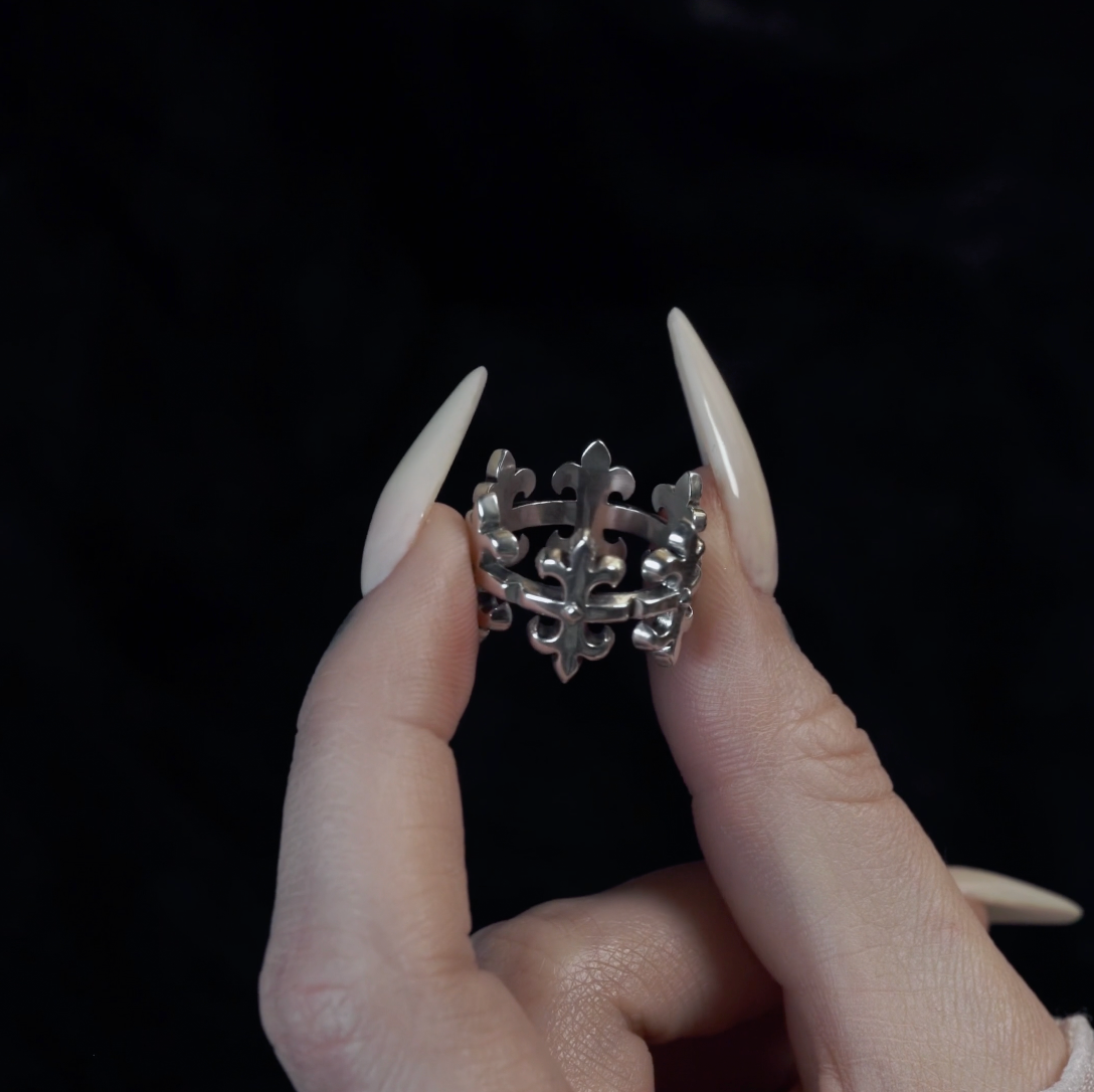 Silver gothic wide band ring video