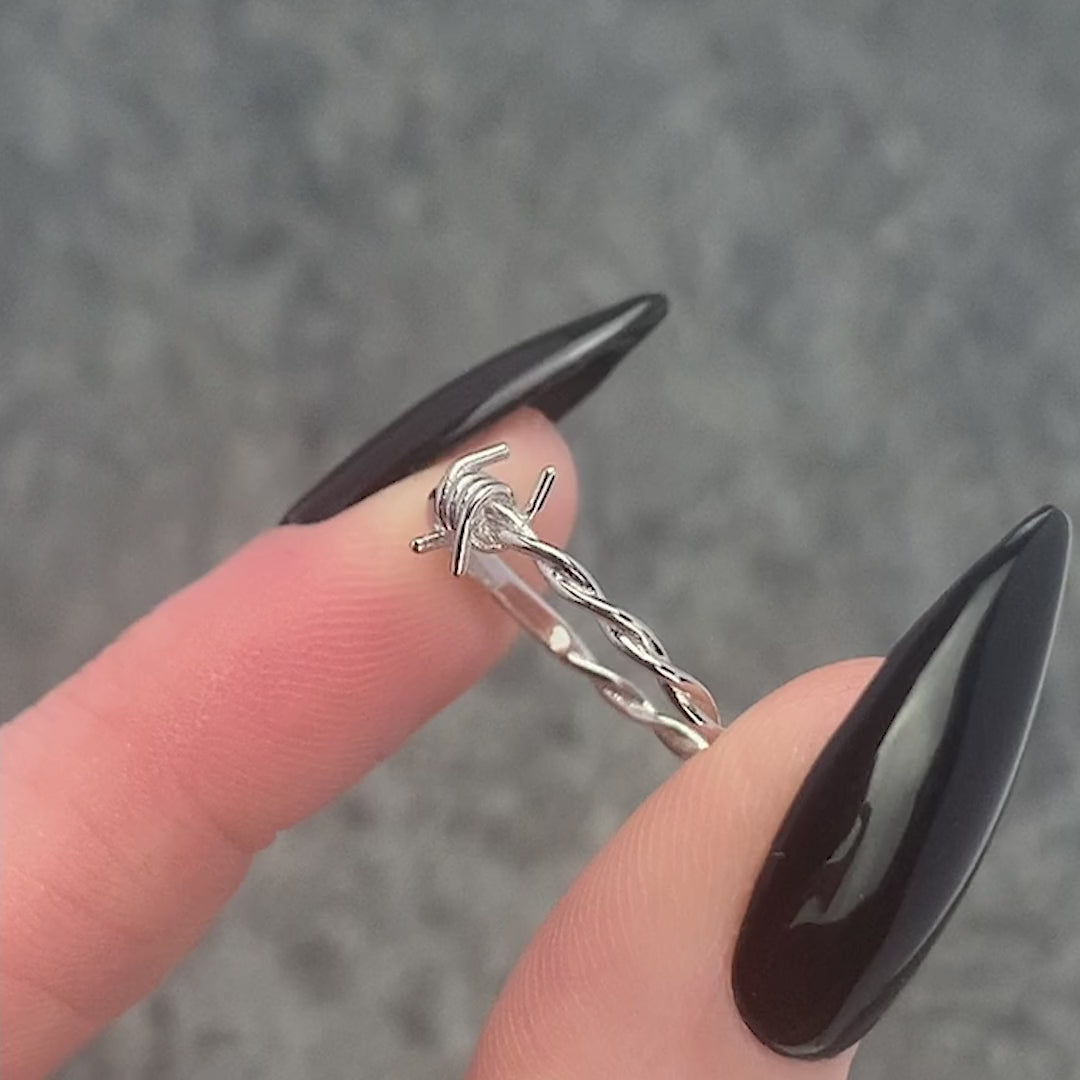 SURVIVAL. Symbolic Barbed Wire Ring - Silver