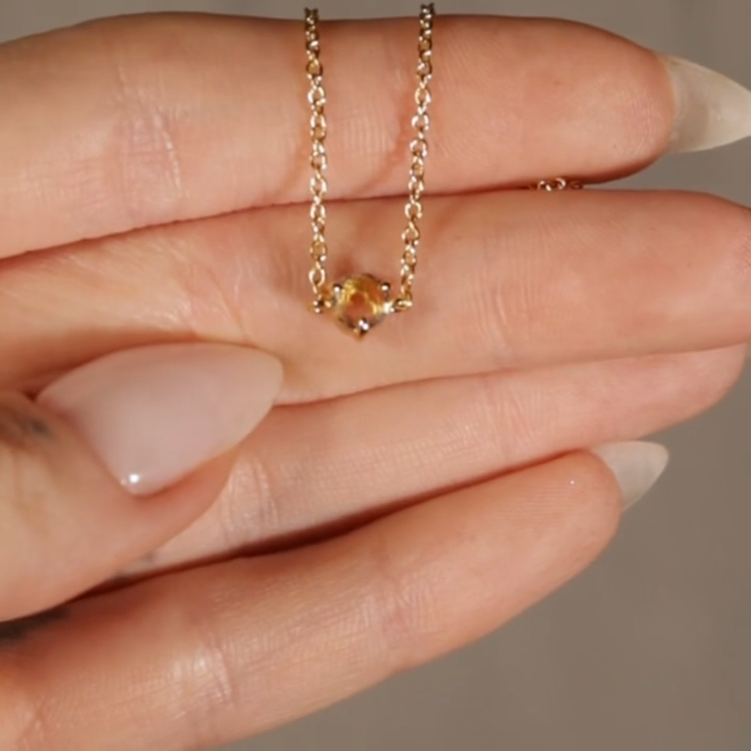 Gold Gothic Trefoil Glass Bracelet