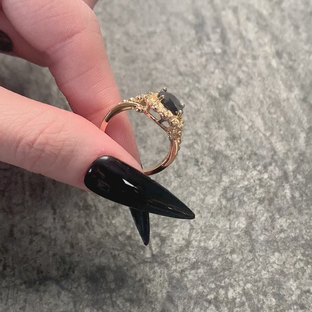 MARIA. Rose Wreath Onyx Silver Cocktail Ring