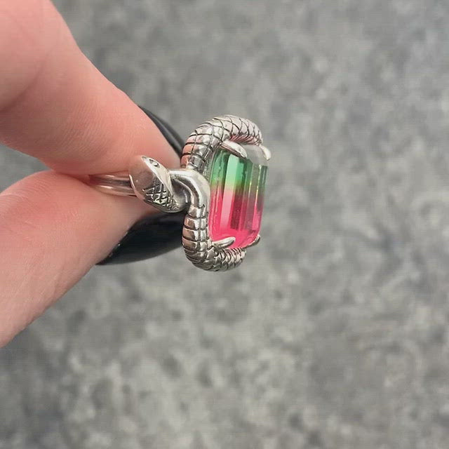 Large gemstone snake ring video