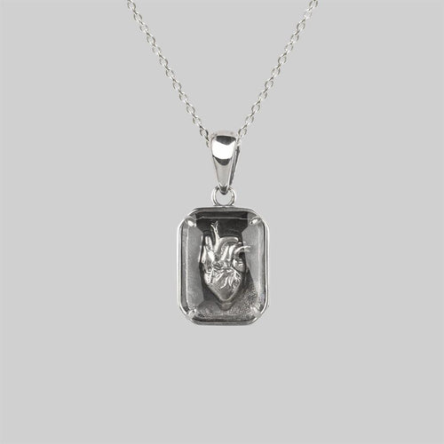 SLAIN. Pierced Heart & Pearl Hoop Earrings - Silver