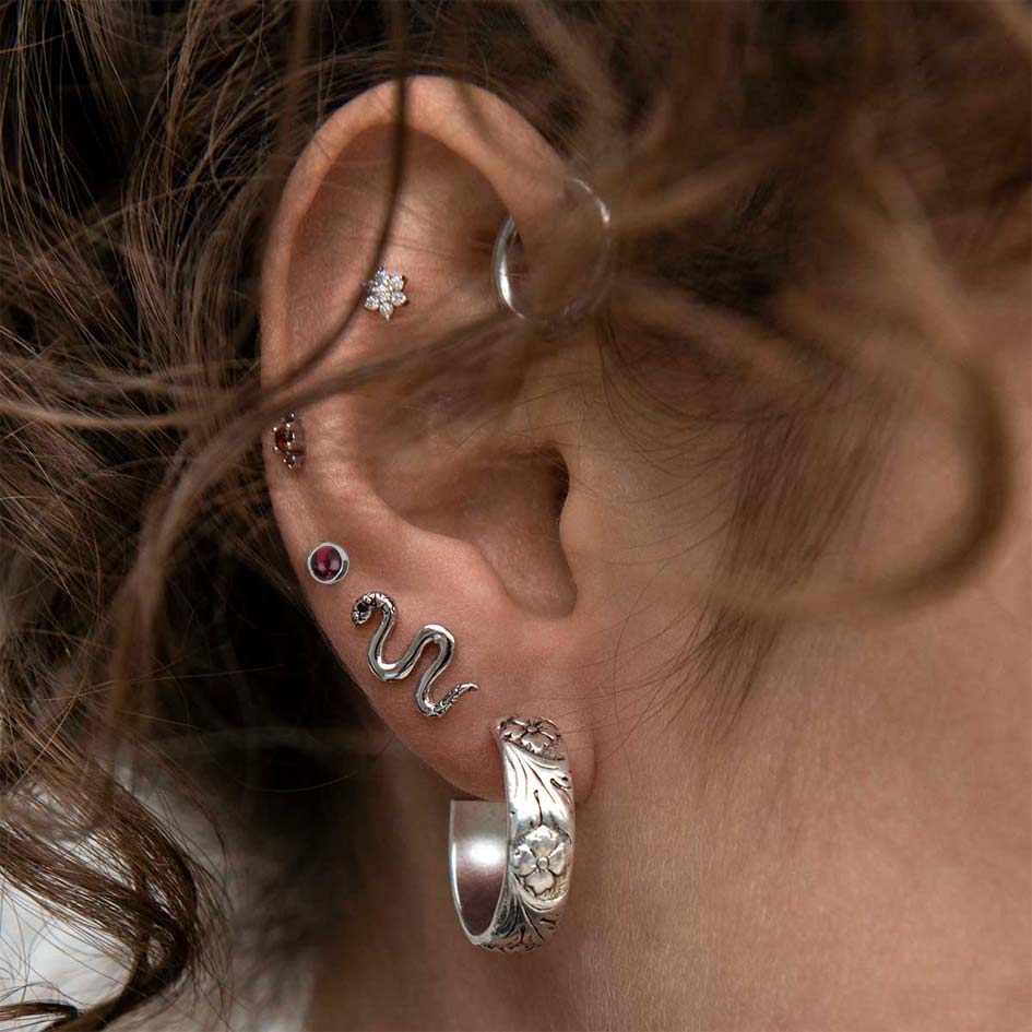 LUST. Garnet Earrings  - 4mm