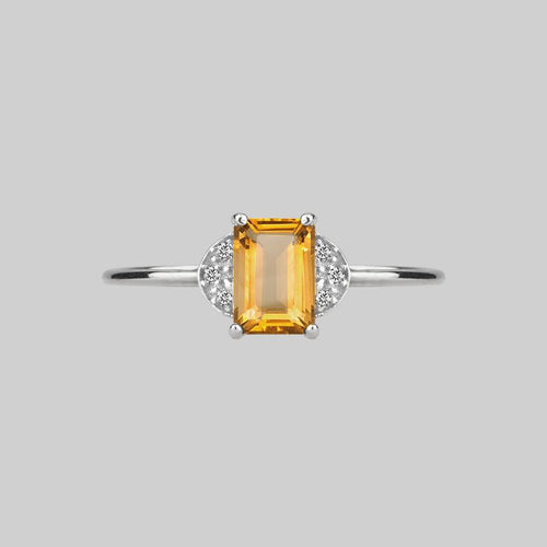 DECOR. Citrine Ornamental Gold Ring