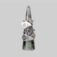 Gemstone ring holder