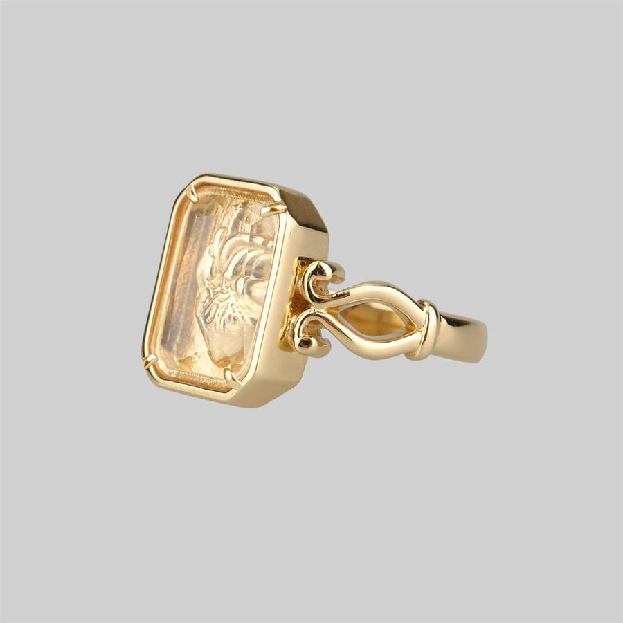 Gold heart ring