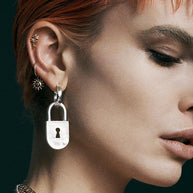 Gold-rose-cartilage-earring