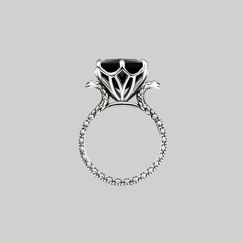 LUCIA. Spiked Chain Ring - Silver