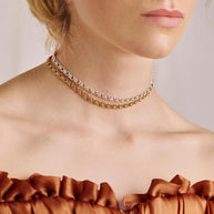 delicate circle chain choker