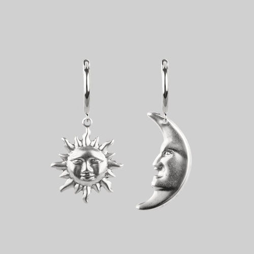 DAWN. Man in the Moon & Star Earrings - Silver