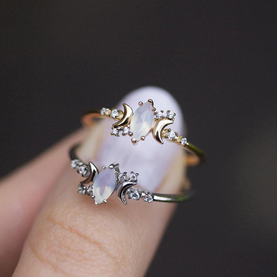 MOONDANCE. Opal & Cubic Zirconia Silver Ring