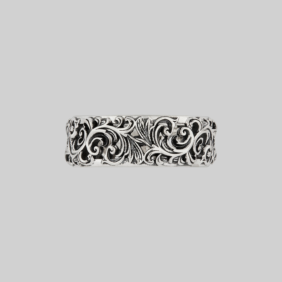 detailed sterling silver band ring 