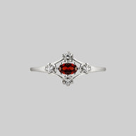 vintage garnet gemstone ring