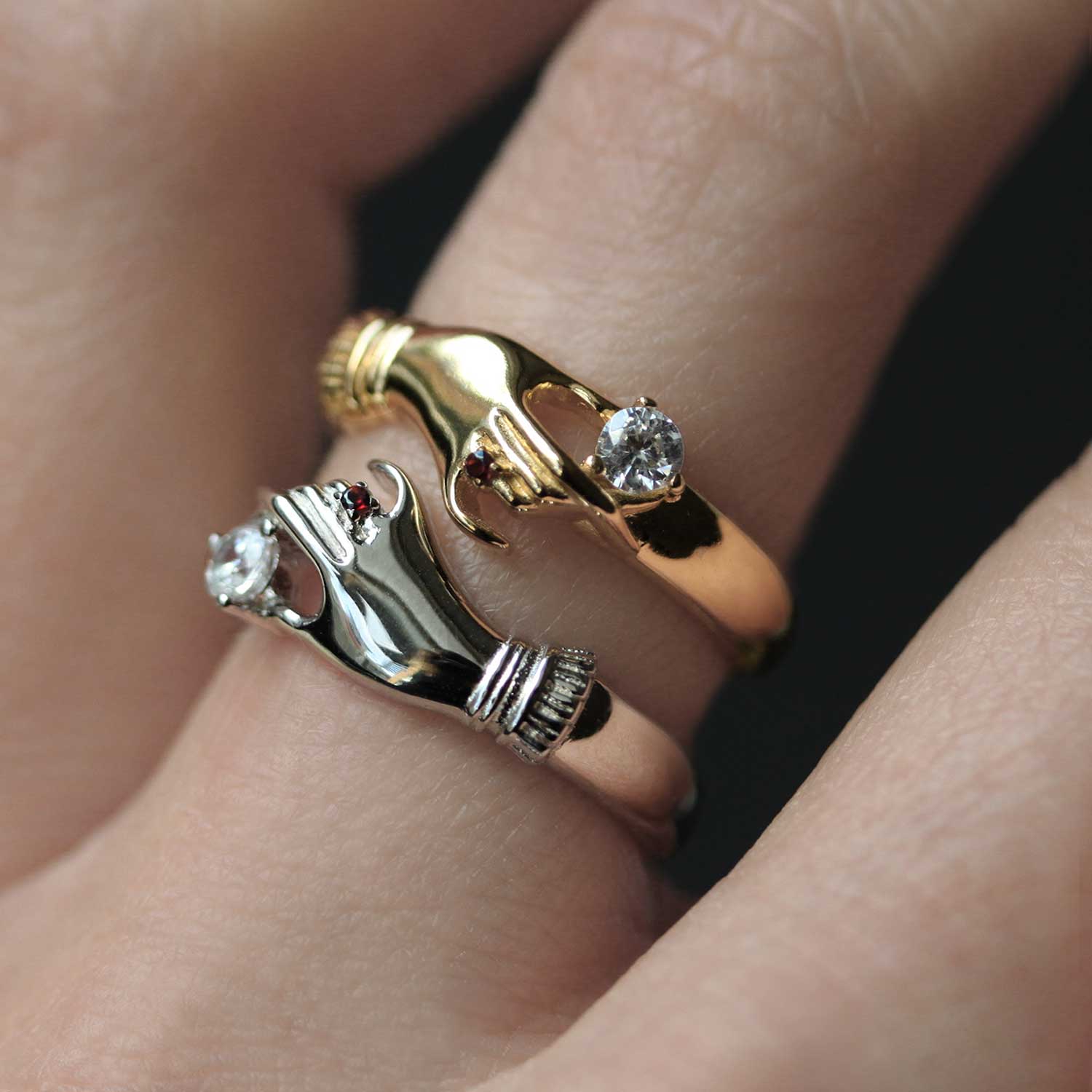 hand ring