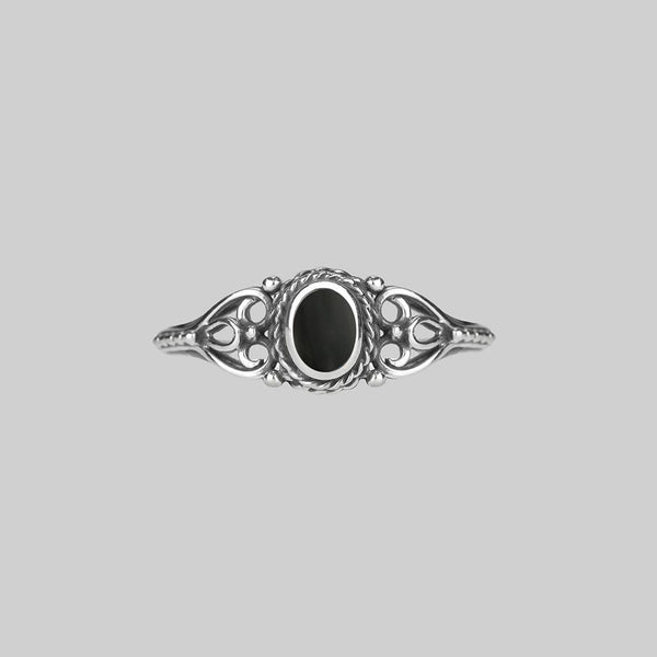 BLACK TIDE. Antique Onyx Gemstone Ring