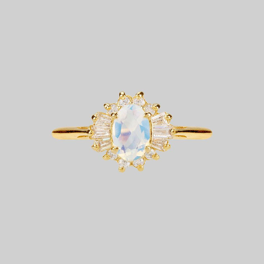 Vintage style Cluster opal ring 