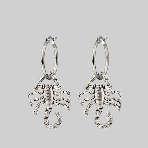 DOWNFALL. Pierced Dazzle Chain Chandelier Earrings - Silver