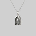 glass skull pendant necklace