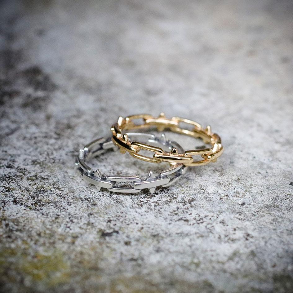 LUCIA. Spiked Chain Ring - Silver