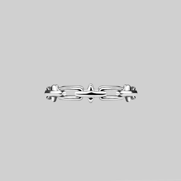 LUCIA. Spiked Chain Ring - Silver